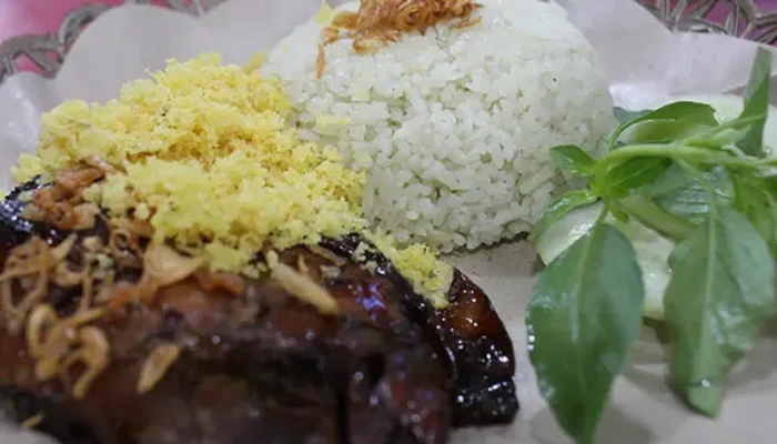 Nasi Uduk Andalan: Ketika Lele, Sambal, dan Badak Bertemu di CitraRaya