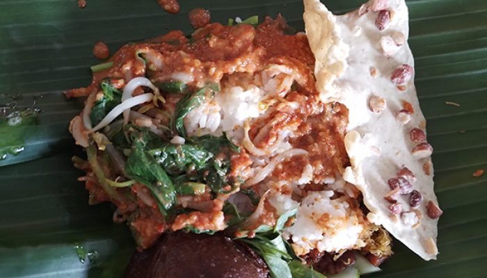 Rekomendasi Tempat Makan Siang Alaa-ala Jawa di CitraRaya Tangerang