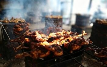 Legen, Ayam Bakar Kukun Beda Rasa: Kering Gurih dan Bikin Nagih