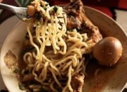 Laksa Kang Didin: Menjaga Warisan, Resep Dua Generasi Tak Pernah Berubah