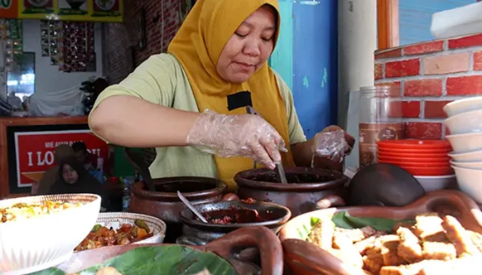 Menu Gudeg dan Masakan Jawa di Kedai Solo City Market CitraRaya