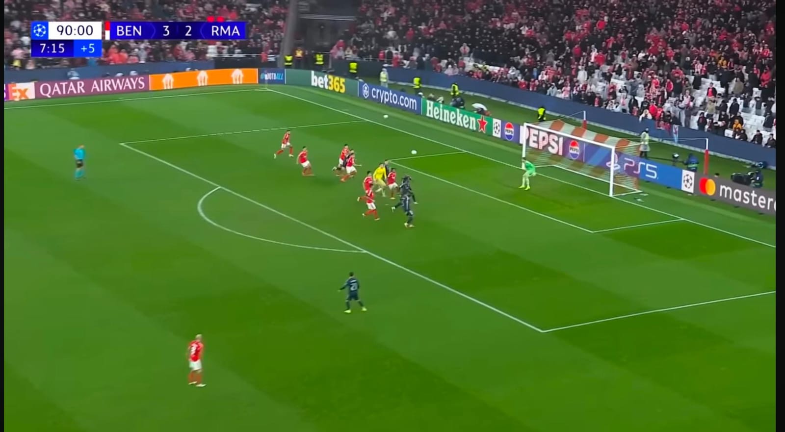 Instruksi Kiper Maju, Bukti Pengalaman dan Insting Tajam José Mourinho