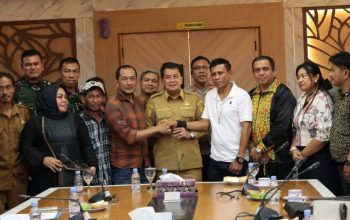 Nyaris Bertikai, Dua Kubu Masyarakat di Tigarakasa Akhirnya Berdamai 