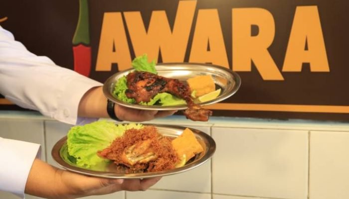 Jejak Rasa: Dari Kabin Pesawat ke Dapur Ayam Bakar Jawara
