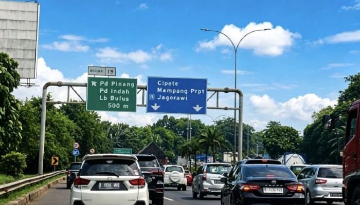 Langit Jakarta Sedang Bersahabat, Saatnya Menikmati Napas Kota