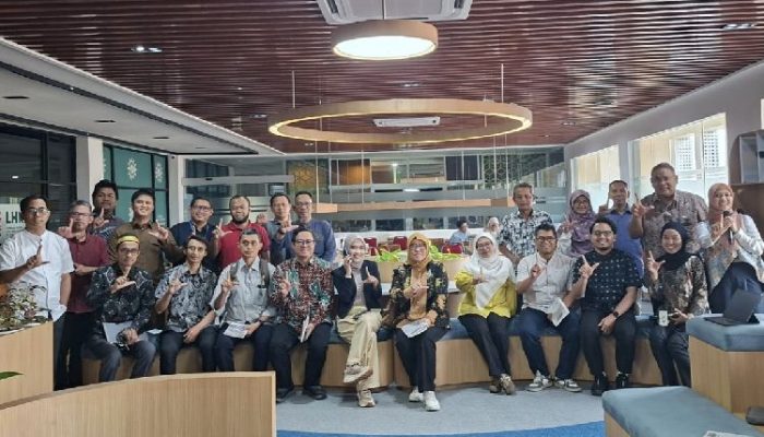 Jurnalisme Tak Cukup Padamkan Api, Harus Mencegah Kebakaran Sejak Awal