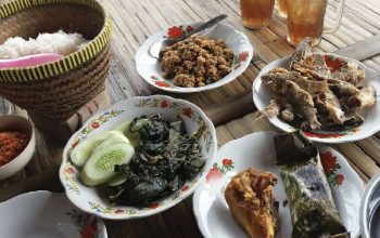 Di Pinggir Cisadane, Ada Ikan Cere yang Bikin Orang Rela Putar Arah