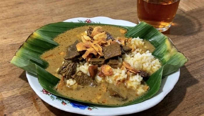 Jejak Rasa di CitraRaya: Nasi Gandul Menanak Kenangan dari Bumi Mina Tani