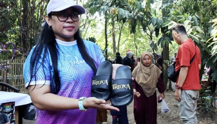 Menapak Asa di Negeri Sendiri: Perjalanan Tridaca Melawan Banjir Produk Impor