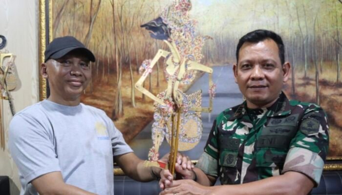 Sambang Warga, Cara Danramil Panongan Menjaga Jarak Tetap Dekat