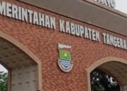 Gapura Puspemkab Tangerang: Proyek Rp2,5 M, Logonya Mengelupas