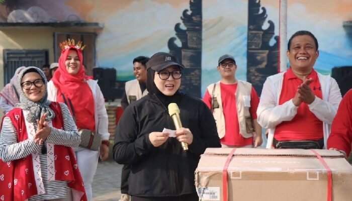 Gerak Jalan HUT RI di Panongan, Wabup Tangerang Ajak Warga Rawat Kebersamaan