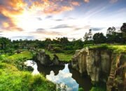 Tebing Koja Tangerang: Dari Bekas Tambang Pasir Menjadi Kandang Godzilla