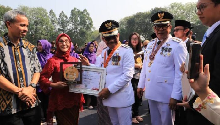 Enam Perusahaan di Kota Tangerang Raih Penghargaan Produktivitas
