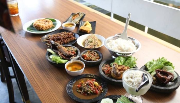 Ketika Sambal Menjadi Raja di Pasar Lama, Bikin Makan Tak Takut Tambah