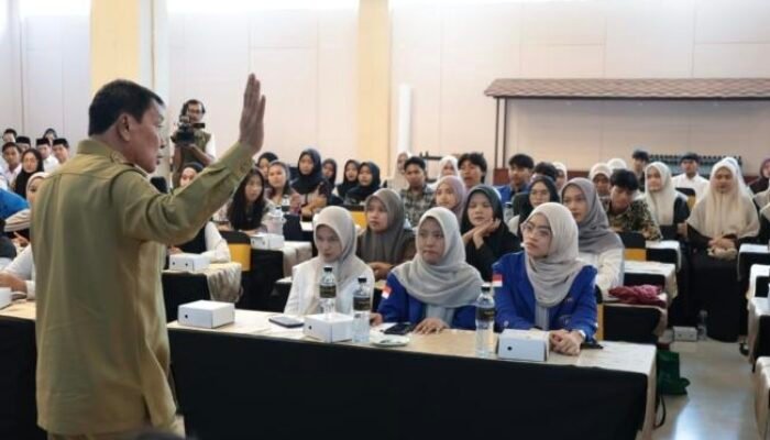 1.075 Mahasiswa Tangerang Terima Beasiswa, Ada yang Kuliah di Al-Azhar Kairo