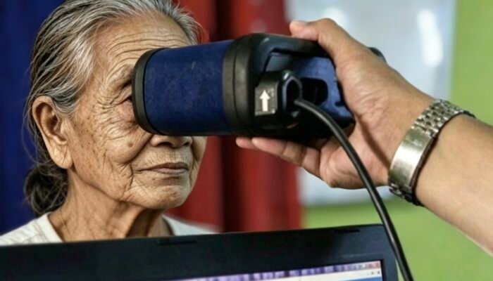 Jebol Kedu: Warga Lansia dan Disabilitas Bisa Rekam KTP-El dari Rumah