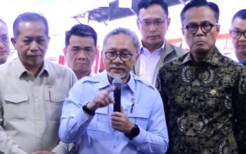 Zulhas Sebut Gaji Manajer Kopdes Merah Putih Rp 6,3–8,3 Juta per Bulan