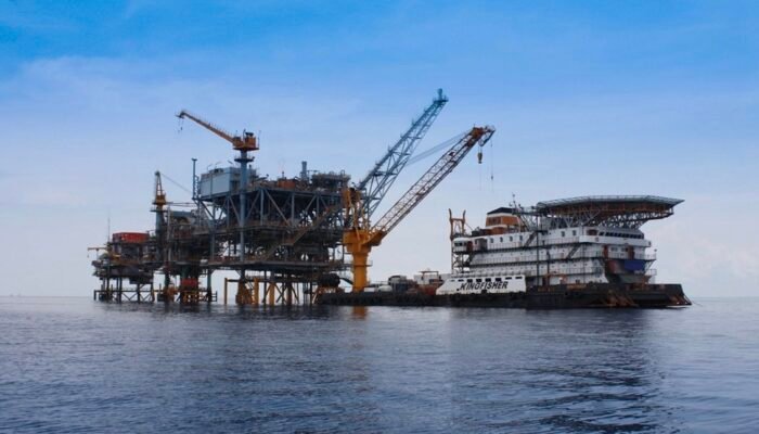 Investasi Hulu Migas Indonesia dan Tantangan Mempercepat Produksi