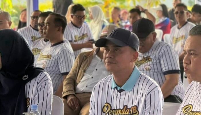Pelantikan Forum Pelanggan PDAM Tirta Benteng Disorot, Seragam Jadi Perbincangan