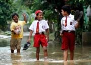 Terdampak Abu Vulkanik Anak Krakatau, Sekolah di Kota Tangerang Terapkan PJJ