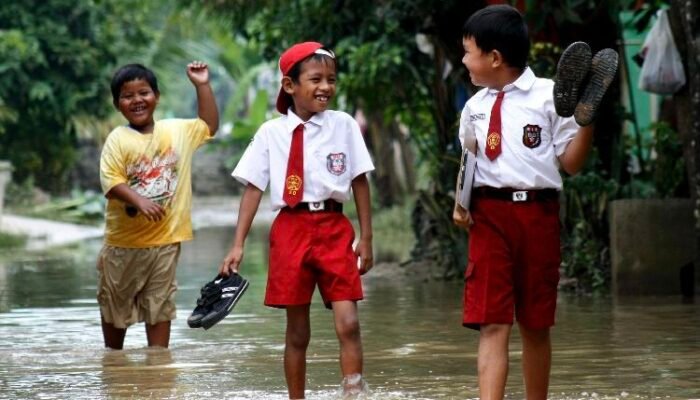 Terdampak Abu Vulkanik Anak Krakatau, Sekolah di Kota Tangerang Terapkan PJJ