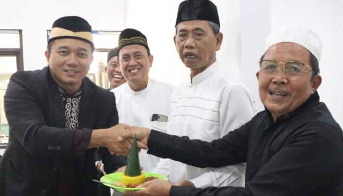 Bangun TK Plus, Masjid At-Taqwa Mekar Asri 2 Mengandalkan Gotong Royong