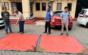 Tim SAR Temukan Terpal dan Galon, Polisi: Bukan Milik Rombongan Jurnalis