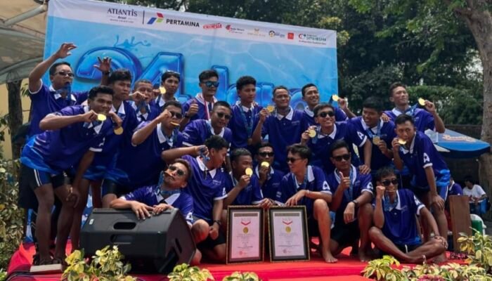 Atlantis Ancol Bidik Dua Rekor MURI: Estafet Renang 24 Jam dan Bendera 360 Meter