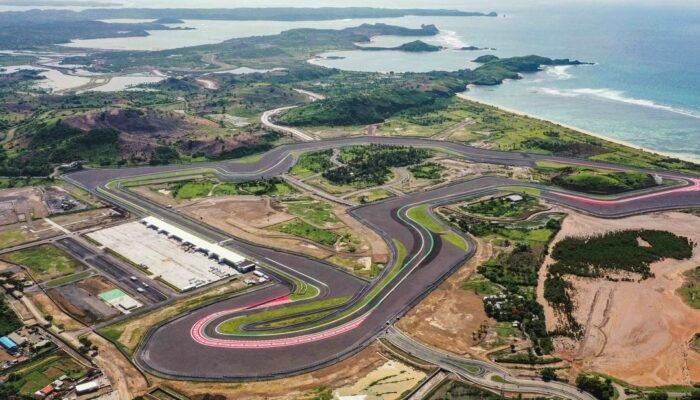 Investasi KEK Pariwisata Tumbuh, Airlangga Soroti Hambatan Pengembangan Kawasan