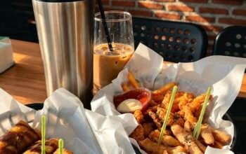 Dua Tempat Nongkrong Hits di Kutabumi: Dari Kopi, Musik, hingga Roti Bakar