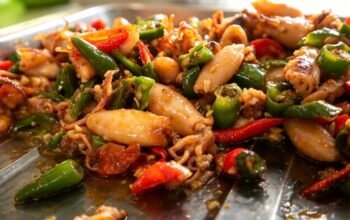 Menu Rumahan di CitraRaya yang Bikin Kangen Ndeso: Buntil, Olahan Pare dan Cumi