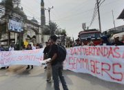 Darurat Mobil Tanah Mahasiswa SEMMI Gelar Aksi di Jalanan