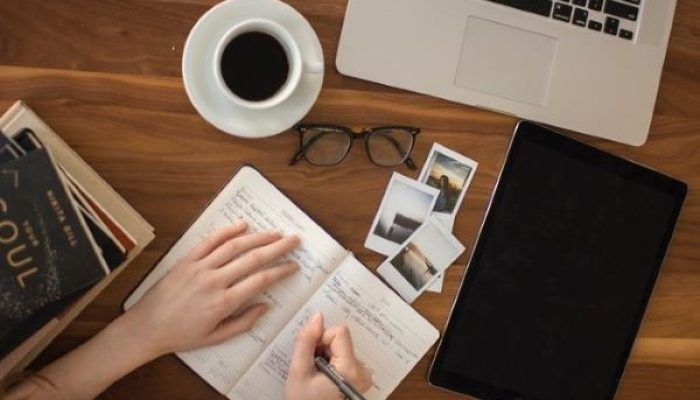 5 Penulis Naskah Terkenal Indonesia dan Karyanya