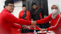 Diantar Puluhan Milenial, Abraham Resmi Daftar Caleg DPRD Provinsi Banten