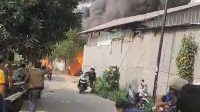 Empat Lapak Limbah dan Bengkel Teralis di Cikupa Ludes Dilalap Api