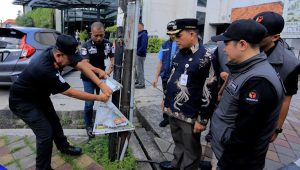 Bersihkan APK, Pejabat Walkot Tangerang: Jangan Satupun Tersisa!