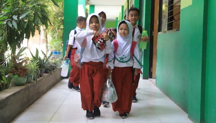 Top Markotop! Pemkot Tangerang Hadirkan Sekolah Swasta Gratis